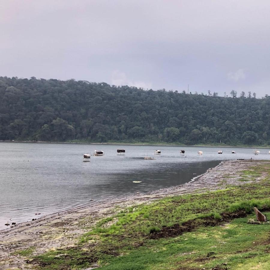 Buyan Lodge Lake View Villa ブドゥグル エクステリア 写真