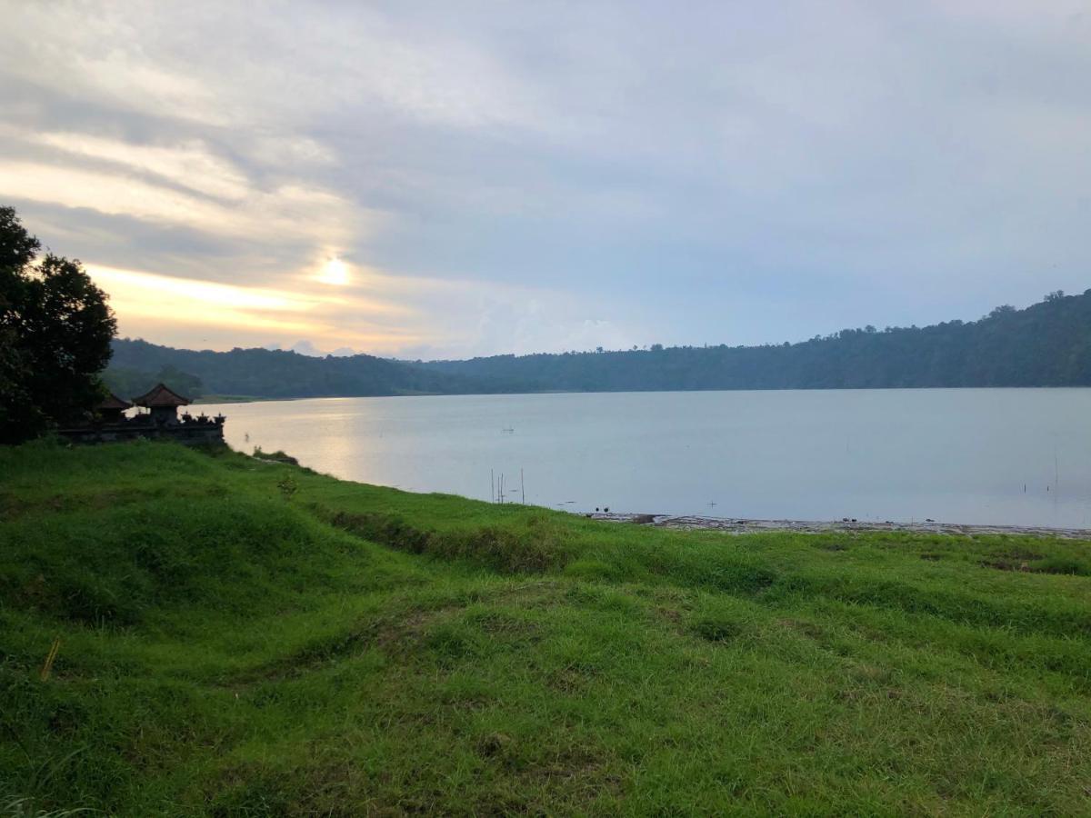 Buyan Lodge Lake View Villa ブドゥグル エクステリア 写真