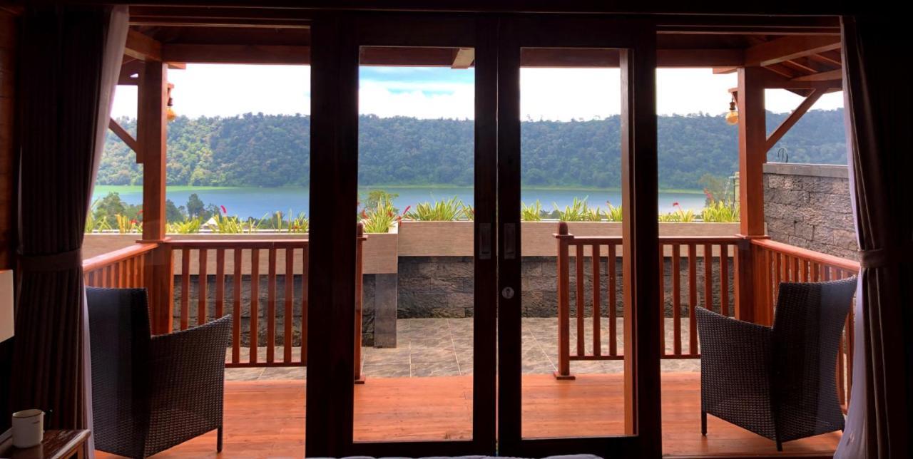 Buyan Lodge Lake View Villa ブドゥグル エクステリア 写真